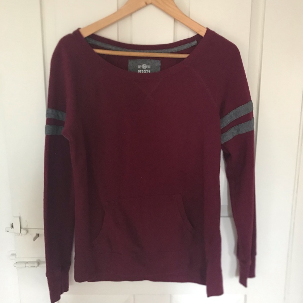 Women’s crew neck sweatshirt